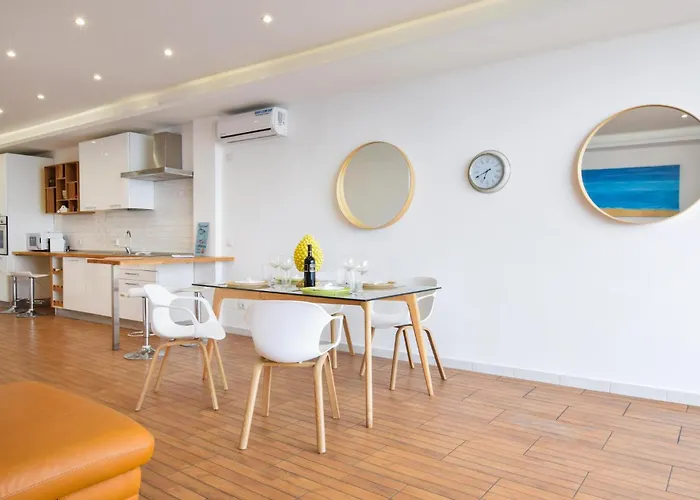 Cozy In ジャルディーニ・ナクソス